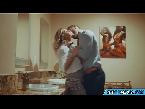❤️ Kui rinnakas blondiin võrgutab sind avalikus tualettruumis ️ Pornovideo at et.epicshowdown.top ❌️